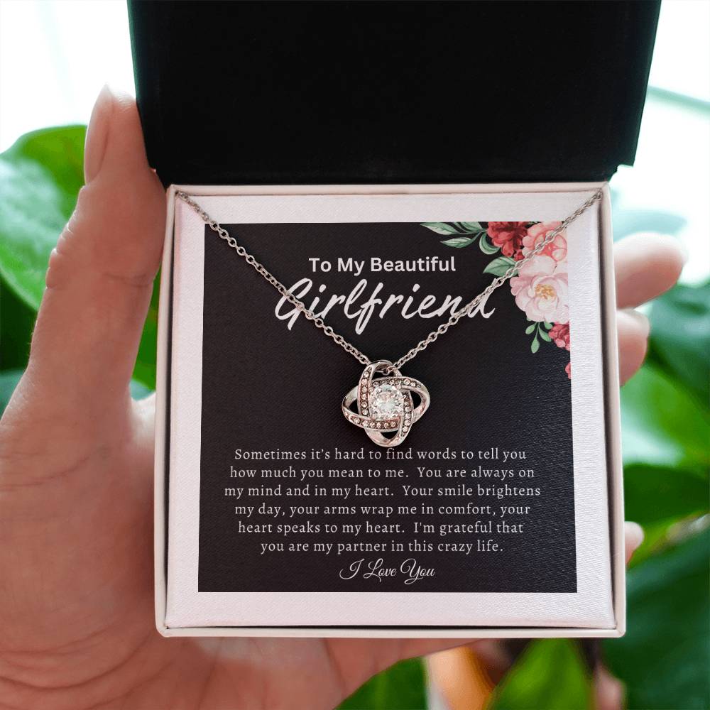 To My Beautiful Girlfriend (Mother's Day Gift, Birthday Gift, Valentine's Day Gift) - Love Knot Necklace