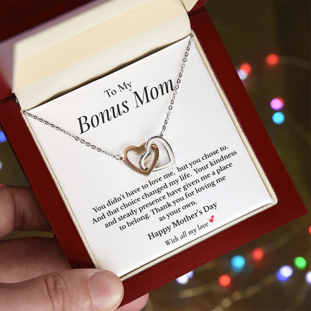 To My Bonus Mom – Mother's Day Interlocking Hearts Necklace